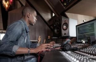 Skillshare Learn How to Mix Music with Young Guru