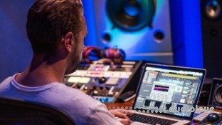 Udemy How to Make a Mashup and Edit Songs for DJing using Ableton